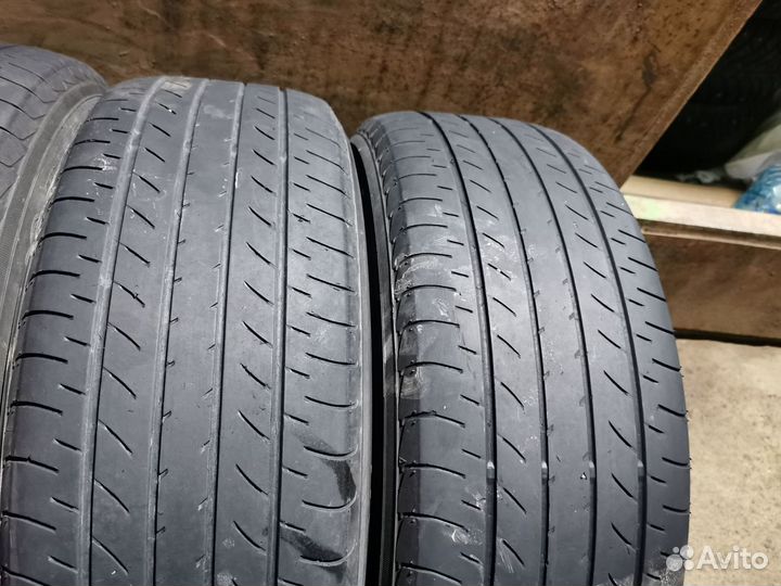 Yokohama BluEarth E51 225/60 R18