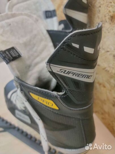 Коньки Bauer Supreme pro US 8.6 / EUR 42