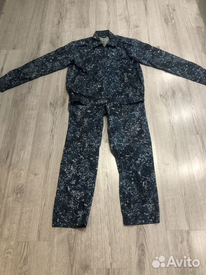 Продается тактический костюм с зимней курткой