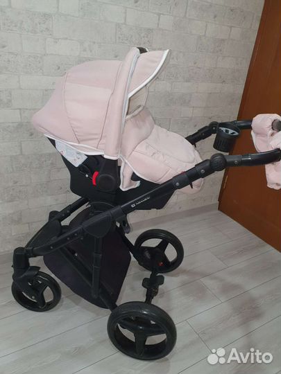 Коляска Adamex Chantal 3 В 1