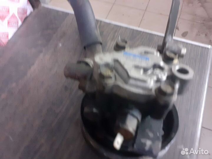 Гидроуселитель руля