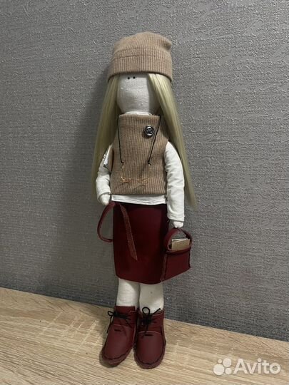 Кукла интерьерная (учительница)