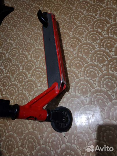 Трюковой самокат