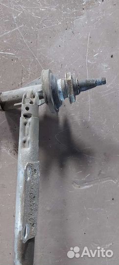 Трапеция дворников на Ford Fiesta