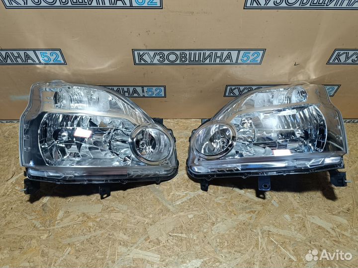 Фары передние Nissan X-Trail T31 (07-10г) Э/К до р