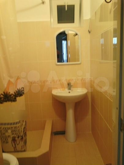 Комната 12 м² в 3-к., 1/2 эт.