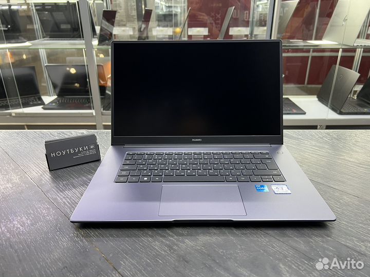Новый ультрабук Huawei MateBook D15 i3/8/256