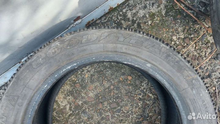 Goodyear UltraGrip 225/50 R17 204M