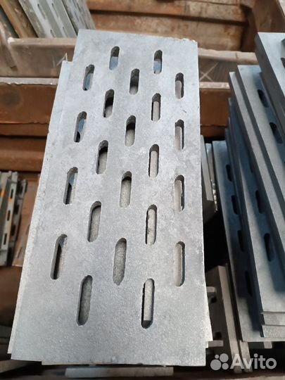 Колосники чугунные новые