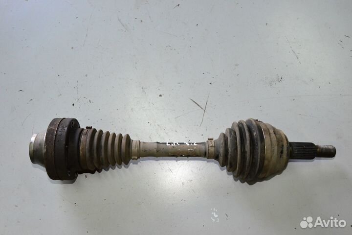 Привод передний левый Volkswagen Touareg