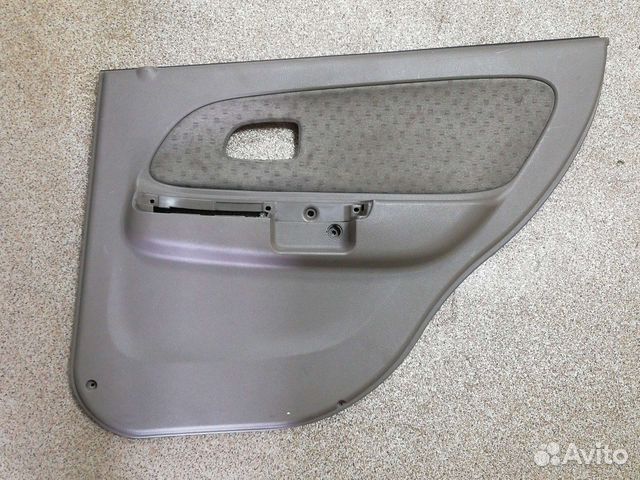 Kia Rio 1 обшивка двери задняя правая