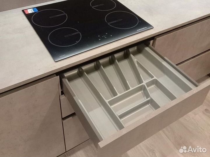 Кухни на заказ. Под ключ