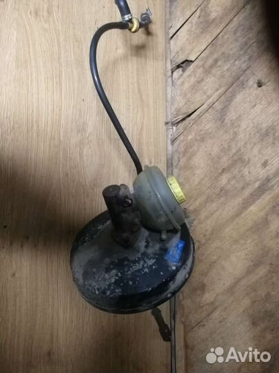 Вакуумный усилитель Audi 80/90 (B3) 1986-1991