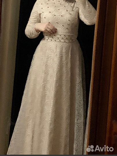 Платье размер L