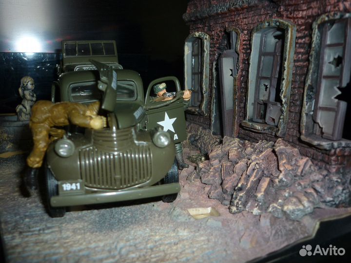 Модель военного автомобиля времен ВОВ Chevrolet
