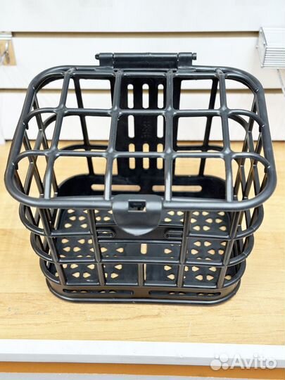 Корзина передняя пластик на электровелосипед