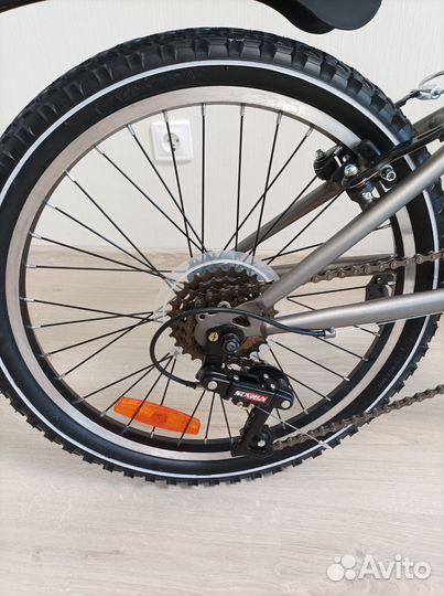 Велосипед новый на 6-9 лет