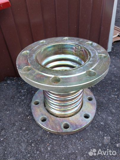 Фланцевой компенсатор