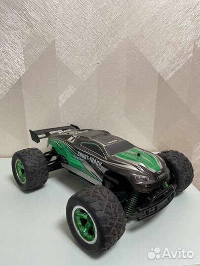 Машина на радиоуправлении