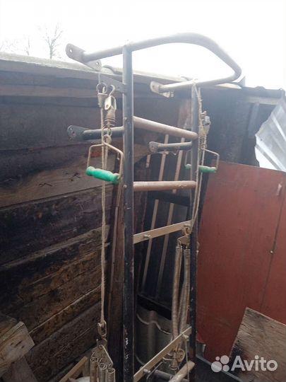 Шведская стенка с турником