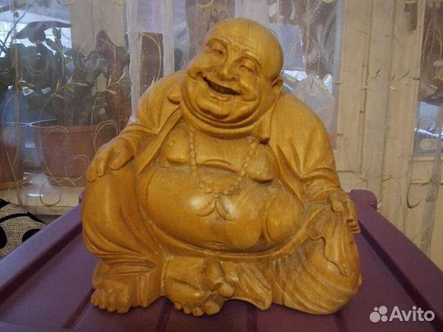 Будда из дерева