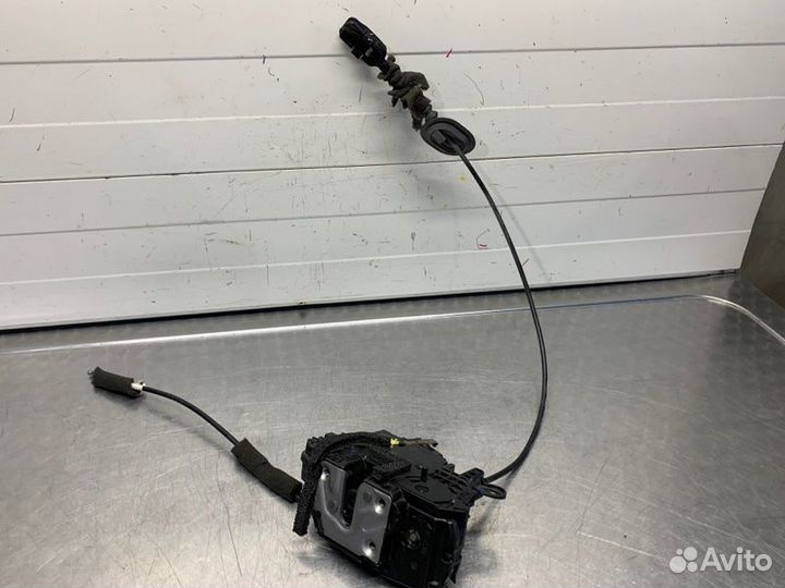 Замок двери задней левой Renault Kaptur kaptur F4R