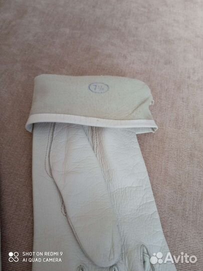 Перчатки женские кожаные новые