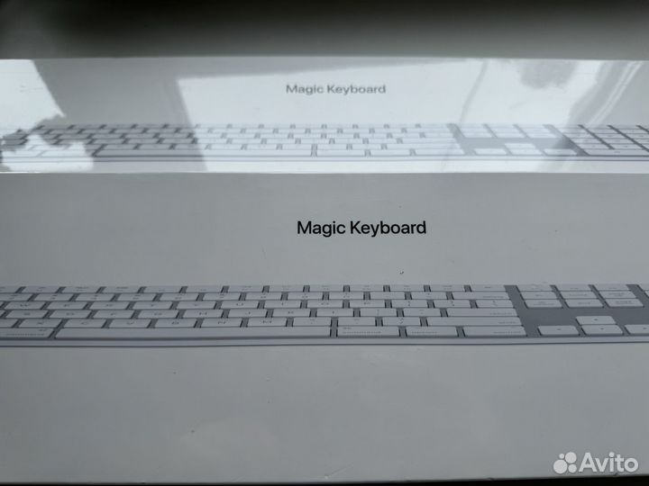 Apple Magic Keyboard with Numeric Keypad (англ)