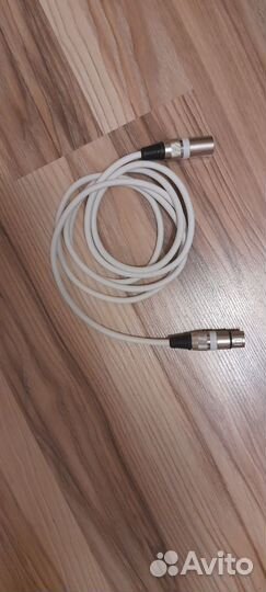 Динамический микрофон