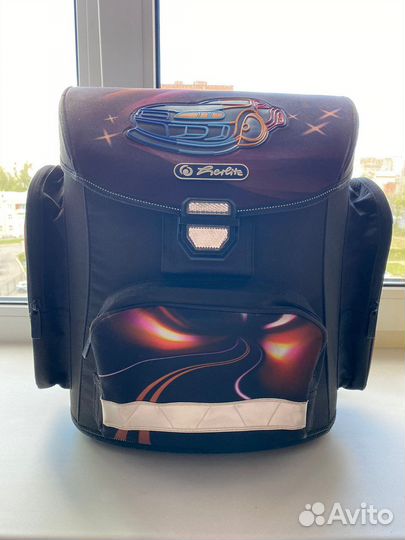 Школьный рюкзак