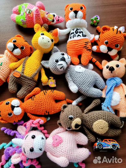 Подарок. Вязаная игрушка