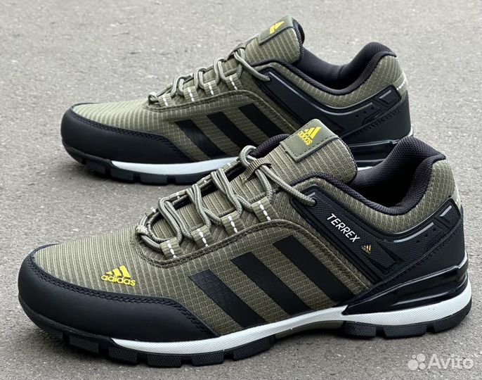 Кроссовки adidas terrex