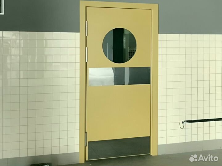 Маятниковая дверь для кухни