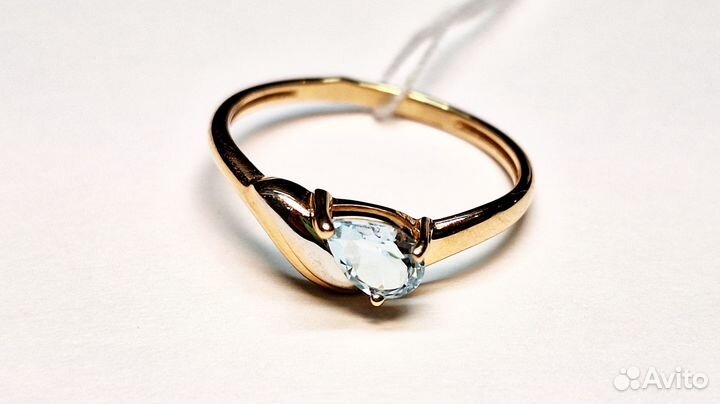 Золотое кольцо с камнем 17р