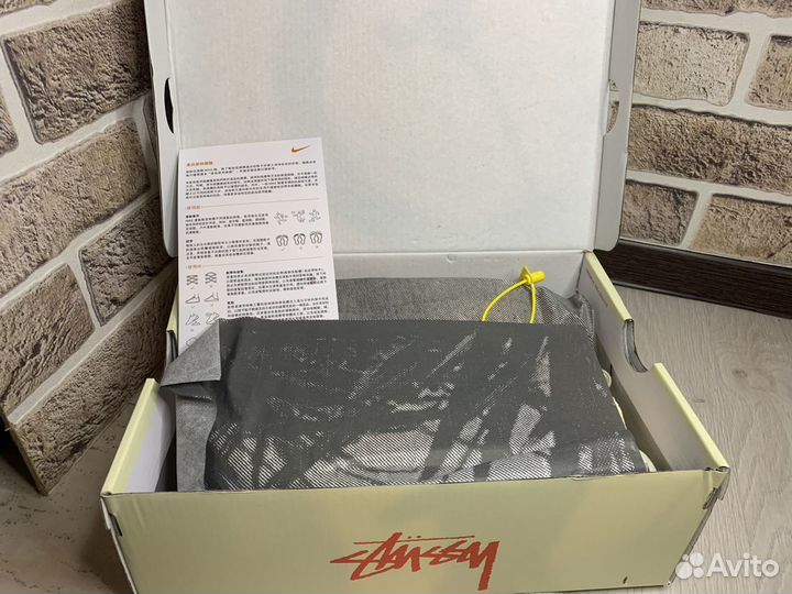 Кроссовки nike stussy