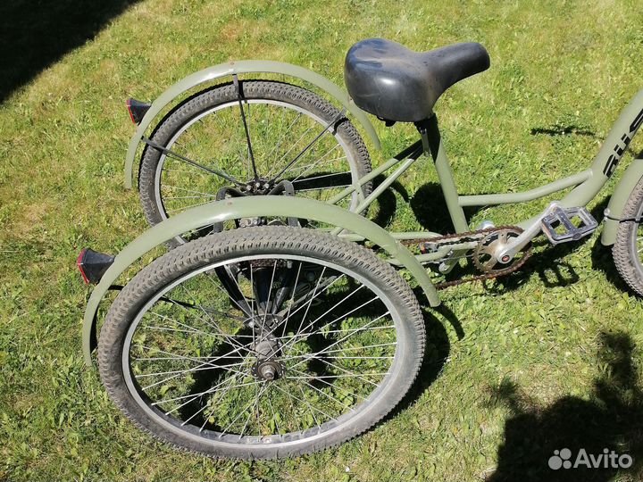 Трехколесный велосипед для взрослых rush hour t-4