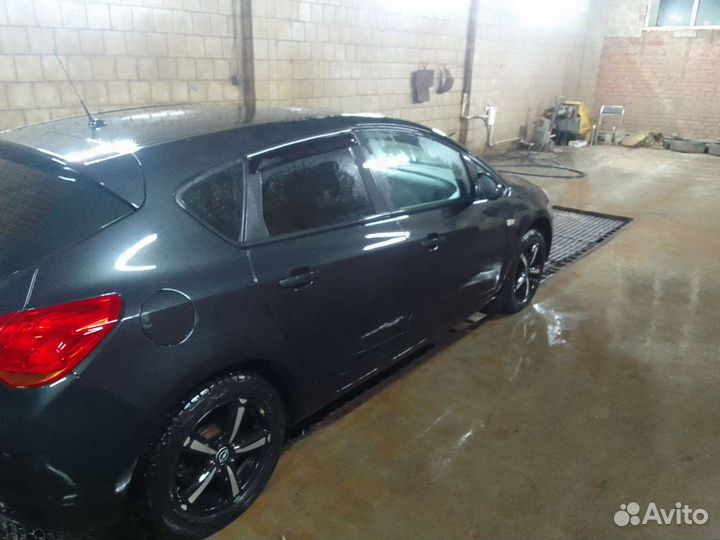 Opel Astra 1.4 МТ, 2012, 113 500 км