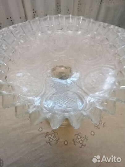 Ваза для фруктов на ножке цветное стекло СССР