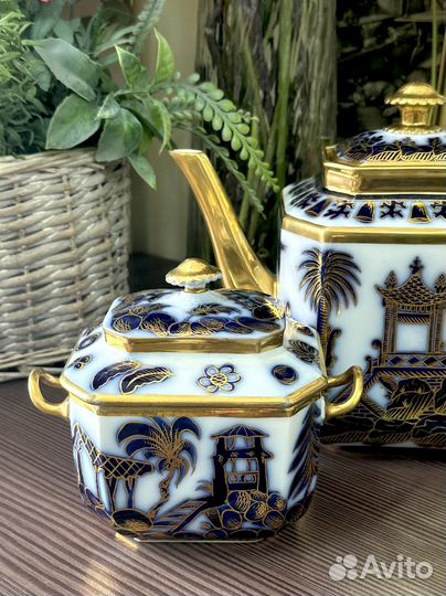 Антикварный чайный набор 