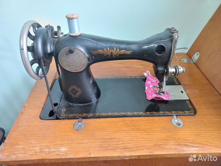Швейная машинка бу