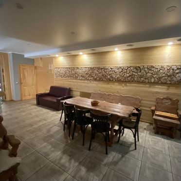 Кристина и Карина