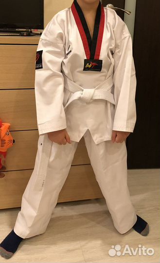 Форма для тхэквондо 130