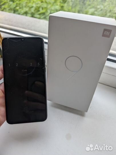 Xiaomi Mi 9 SE, 6/64 ГБ