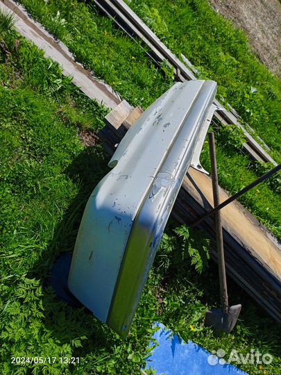 Бампер задний Тойота Карина ат 212