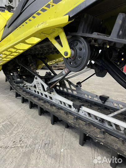 Ski-doo summit 800