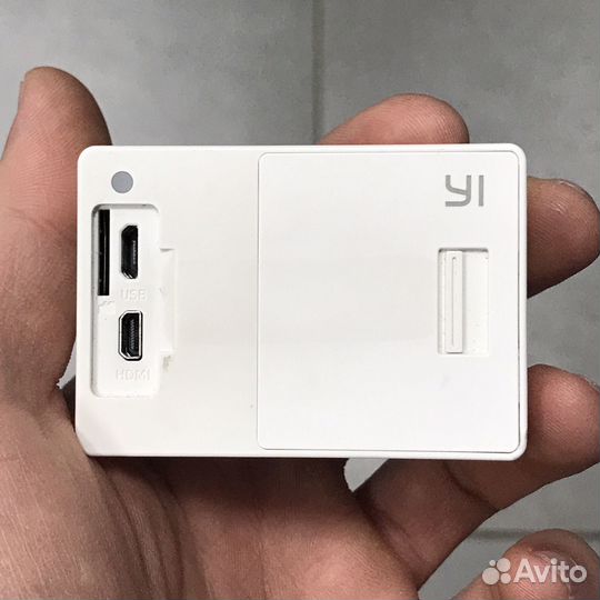 Экшн камера xiaomi yi