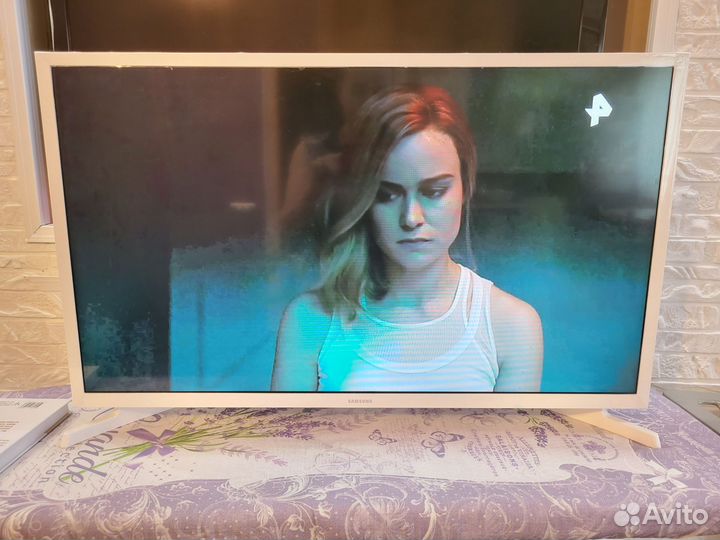 Телевизор samsung SMART tv 32