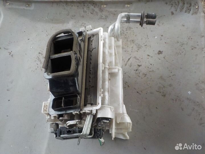 Корпус печки toyota land cruiser 120