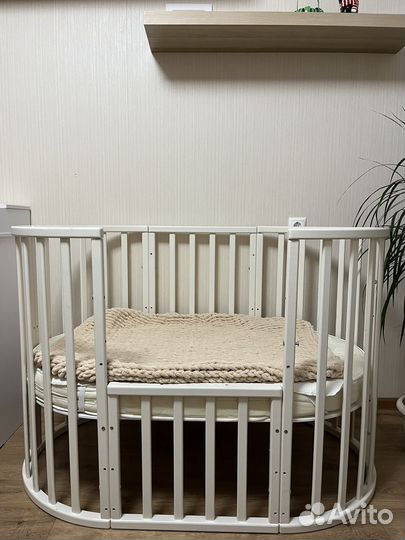 Детская кроватка трансформер с маятником