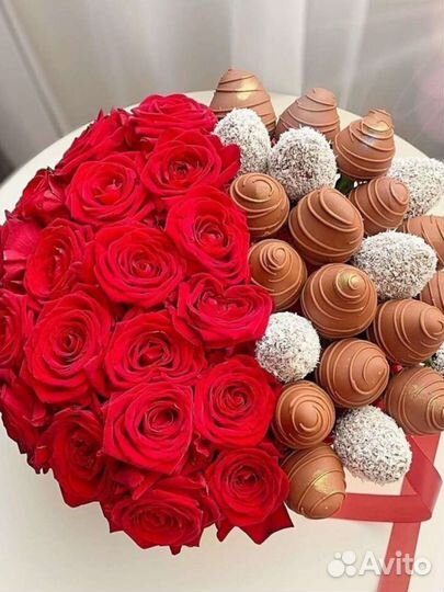 Клубника в шоколаде букеты